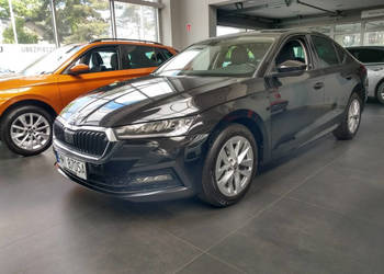 Škoda Octavia 1.5 TSI 150km ambition led czujniki smartlink fv23% IV (2020…