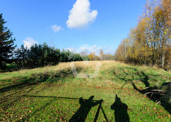 Działka budowlana 38 arów na sprzedaż - Trzciana