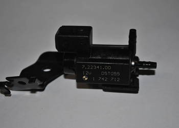 Elektrozawór podciśnienia  BMW E31 E39 E36 Z3E36 Z8 E52  E38