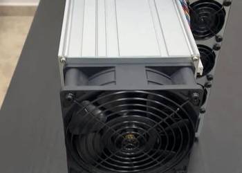 Koparka BITMAIN Antminer Z15 Pro 860 kJ/sol 2780 W z gwarancją, NOWA