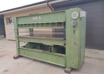 Prasa półkowa MIB stół 250x130 grzana wodą