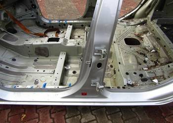 PRÓG SŁUPEK LEWY BOK PEUGEOT 308 T9 HB