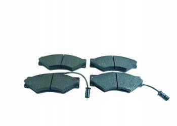 KLOCKI HAMULCOWE PRZÓD IVECO DAILY III 2.8 ASO