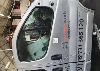 DRZWI PRAWE PRZÓD OPEL VIVARO II 82U