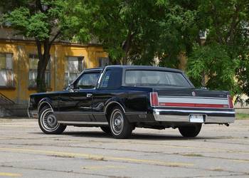 1980 Lincon Continental Town Coupe