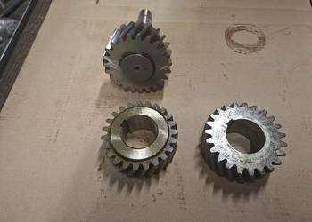 Koła do głowicy frezarki FWC25, przekładnia głowicy