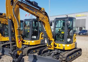 Minikoparka XCMG XE35E 4 tony