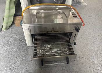 Grill gazowy do steków
