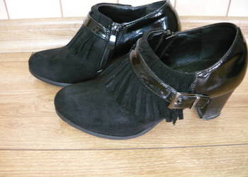Buty czarne zamszowe
