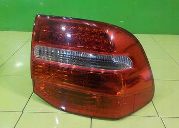 PORSCHE CAYENNE LIFT 4.8 B 07r 5D lampa prawa tyl