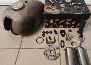 SHL M11 Zbiornik Paliwa Części PRL Osłona stacyjki Oprawka żarówek i inne