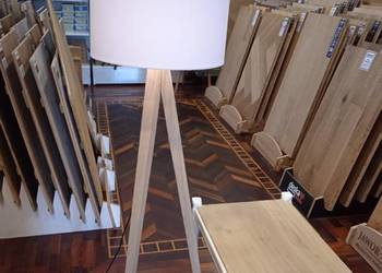 Lampa podłogowa