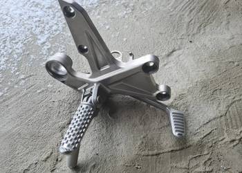 Honda cbr 1000 sc 59 Set podnóżek prawa dzwignia hamulca