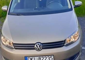VW Touran doinwestowany sam parkuje,navi,panorama