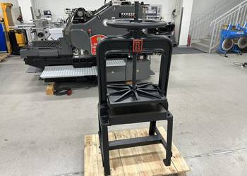 Prasa introligatorska śrubowa 50x40 na podstawie