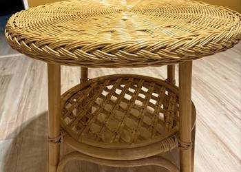 Stolik rattanowy z dolną półką