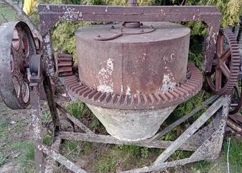Betoniarka okolo 200 litrow samorubka