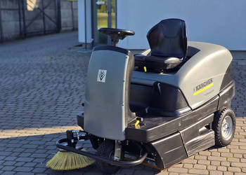 Zamiatarka KARCHER KM 100/100 R P Benzyna TYLKO 187 godzin