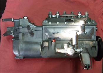 Pompa wtryskowa P 56-18A nowa stosowana w ładowarce Ł 34