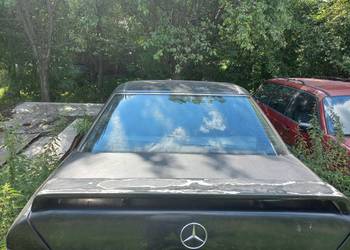 MERCEDES W124 SPOJLER