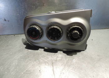 PANEL NAWIEWU KLIMATYZACJI TOYOTA YARIS II