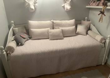 Łóżko dla dziewczynki