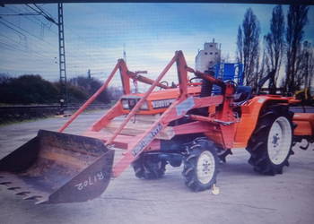 sprzedam traktorki ogrodnicze kubota,zamiatarki uliczne ładowarki wozidła