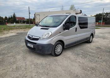 Opel Vivaro 2.0 115 km 6 osób