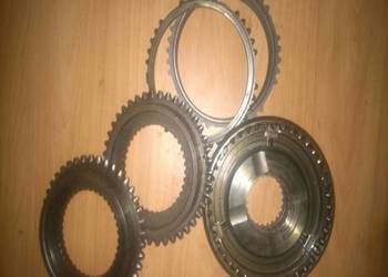 Synchronizator rewersu Massey 3050,,3070,3080,3090,3