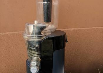 Sprzedam wyciskarkę  wolnoobrotową HOFFEN model SJ 2143