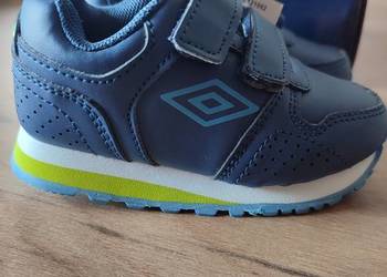 Umbro rozmiar 23