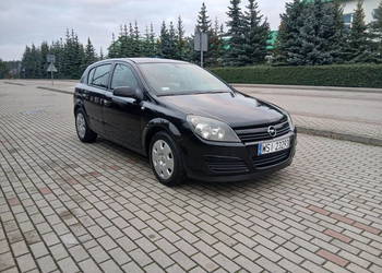 Opel Astra h 2006 rok 1.6 klimatyzacja