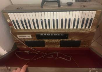 Organy elektryczne harmona retro akordeon DDR PRL
