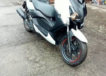 Yamaha X Max 125