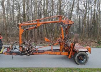 Ładowacz Uhnz 500 Bardzo ładny i oryginalny stan mało używany Transport