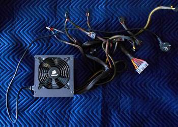 Zasilacz komputerowy Corsair CX600 V2 600W