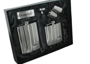 Dwie Piersiówki w Zestawie z Kieliszkami i Lejkiem