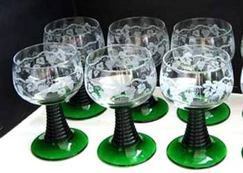 REMERY ## Duże kieliszki do wina na zielonej stopie 0,2l ## Francja