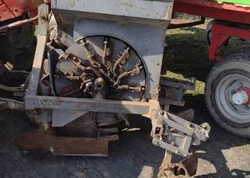 Sadzarka do ziemniaków czeska