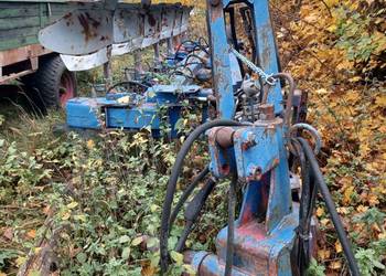 Pług 6-skibowy Massey Ferguson Pług 6-skibowy Massey Ferguson