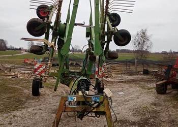 Zgrabiarka Krone Swadro 681