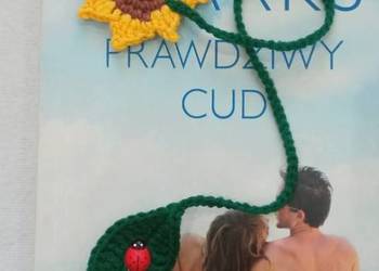 Słonecznik wykonany na szydełku, zakładka do książki