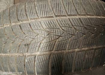 Opony zimowe 215/50/R18
