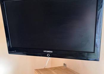 Telewizor Hyundai 21 cali z uchwytem
