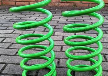 SPRĘŻYNY 2" DO PATROLA - TYŁ