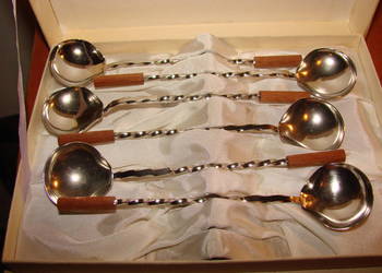 łyżeczki do cukru z mahoniem PRL