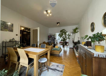 Na sprzedaż przestronne mieszkanie 104 m²