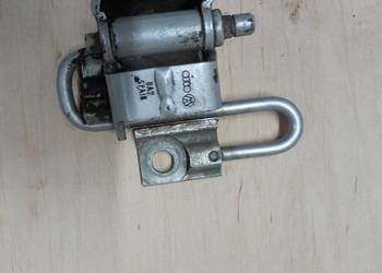 zawiasy drzwi prawy przód para VW Golf IV 4