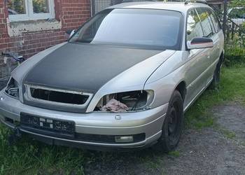Opel Omega Kombi na części