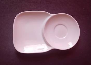 Spodek " telewizyjny " pod filiżankę, biała porcelana Chodzież.